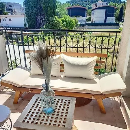 Superbe Avec Balcon- Wifi- Clim * 滨海卡涅